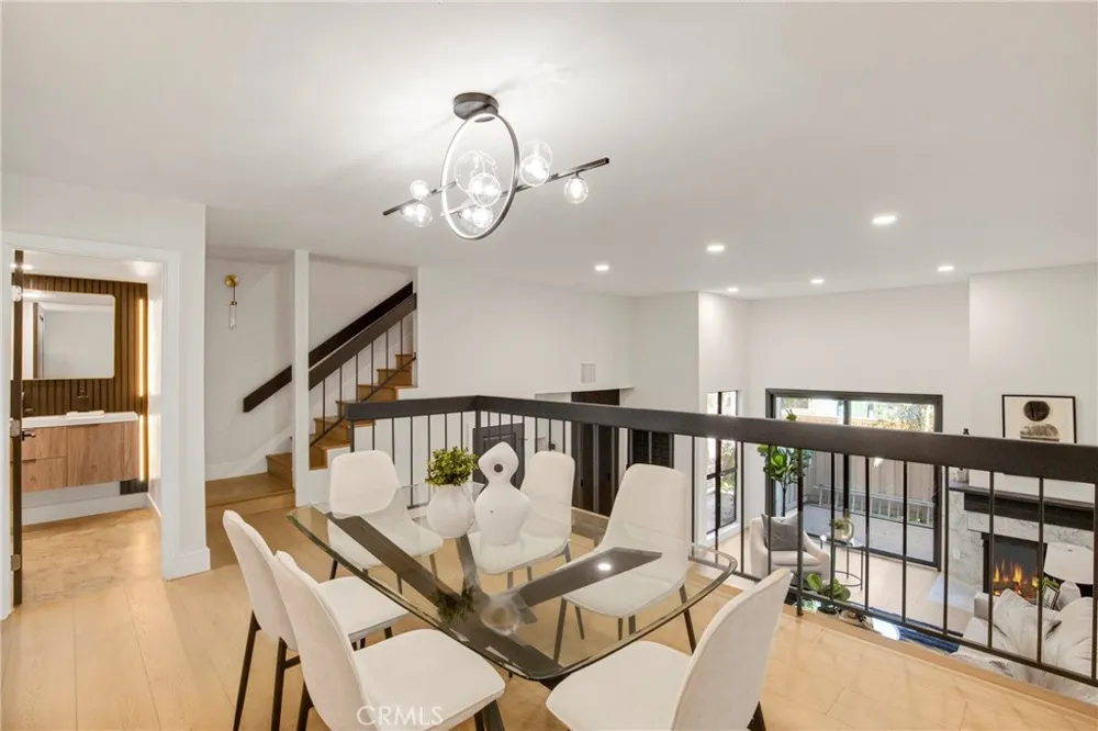17150 Burbank #23 Encino, CA 91316