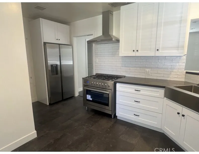 5417 Bevis Avenue Sherman Oaks, CA 91411