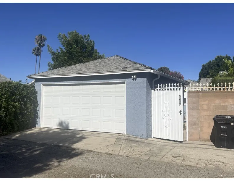 5417 Bevis Avenue Sherman Oaks, CA 91411