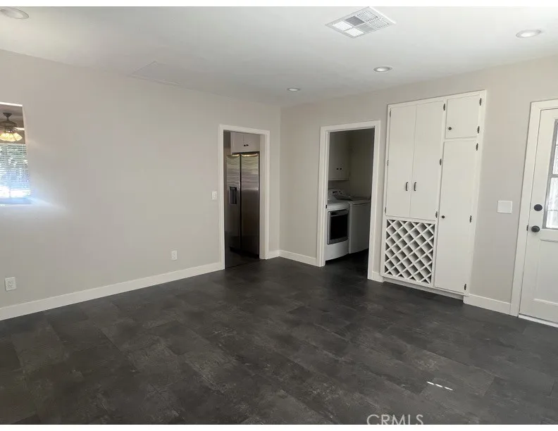 5417 Bevis Avenue Sherman Oaks, CA 91411