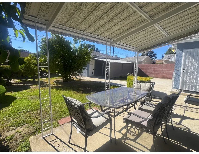 5417 Bevis Avenue Sherman Oaks, CA 91411
