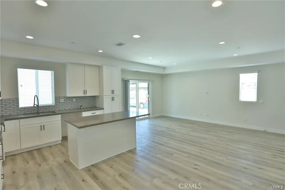7524 Purdy Avenue Bell Gardens, CA 90201