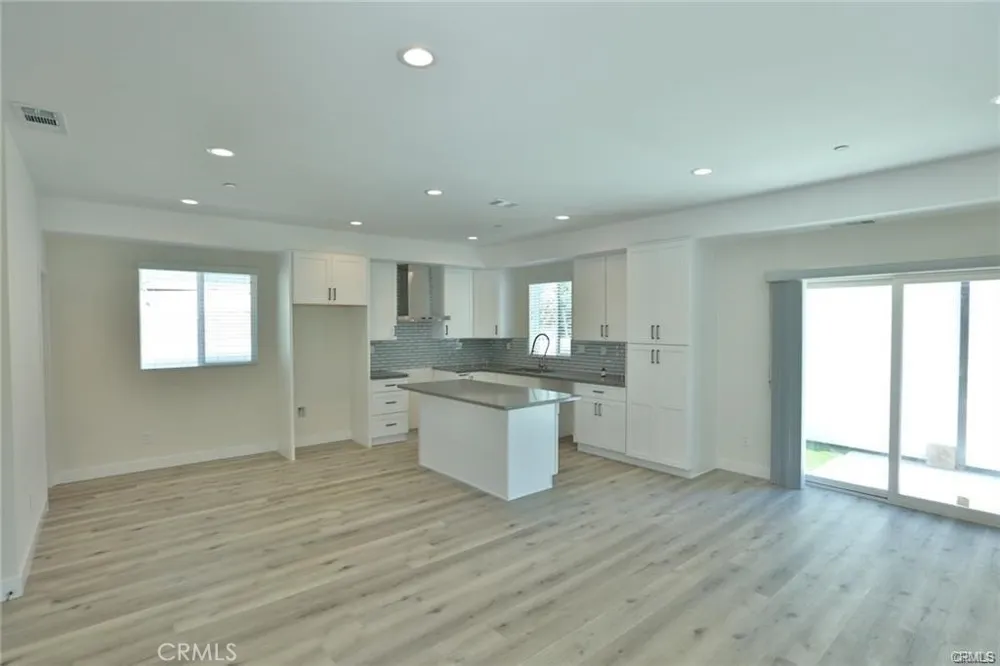 7524 Purdy Avenue Bell Gardens, CA 90201