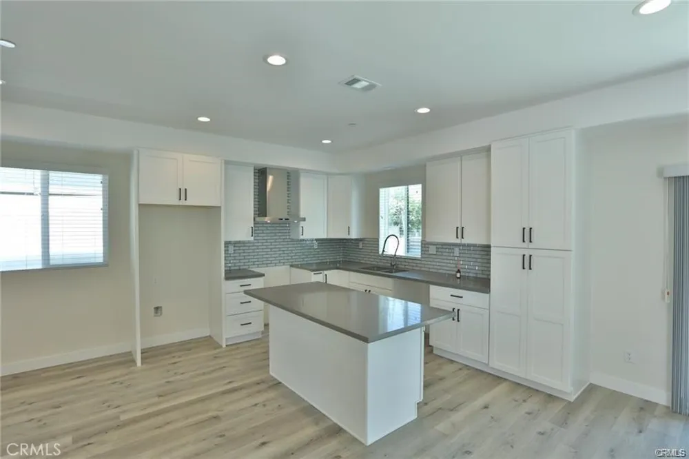 7524 Purdy Avenue Bell Gardens, CA 90201
