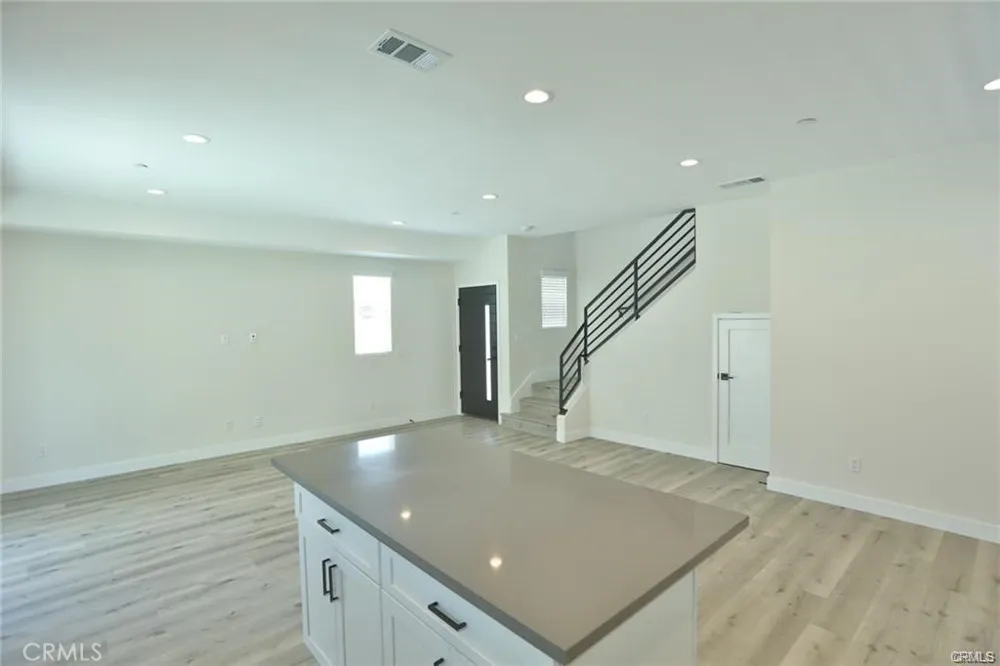 7524 Purdy Avenue Bell Gardens, CA 90201