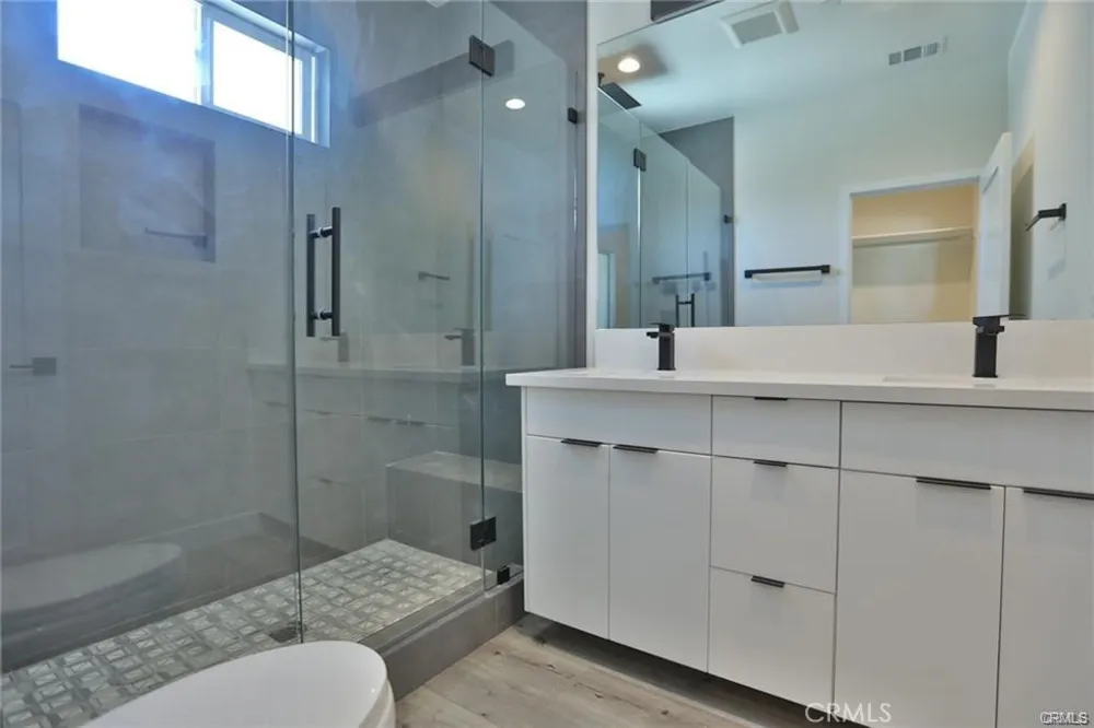 7524 Purdy Avenue Bell Gardens, CA 90201
