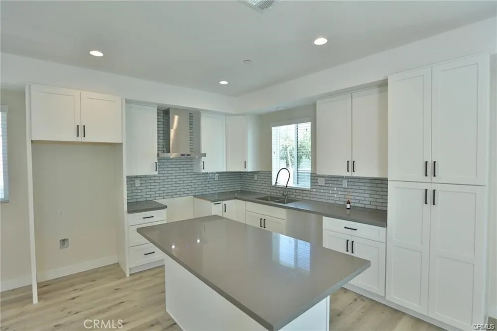 7524 Purdy Avenue Bell Gardens, CA 90201