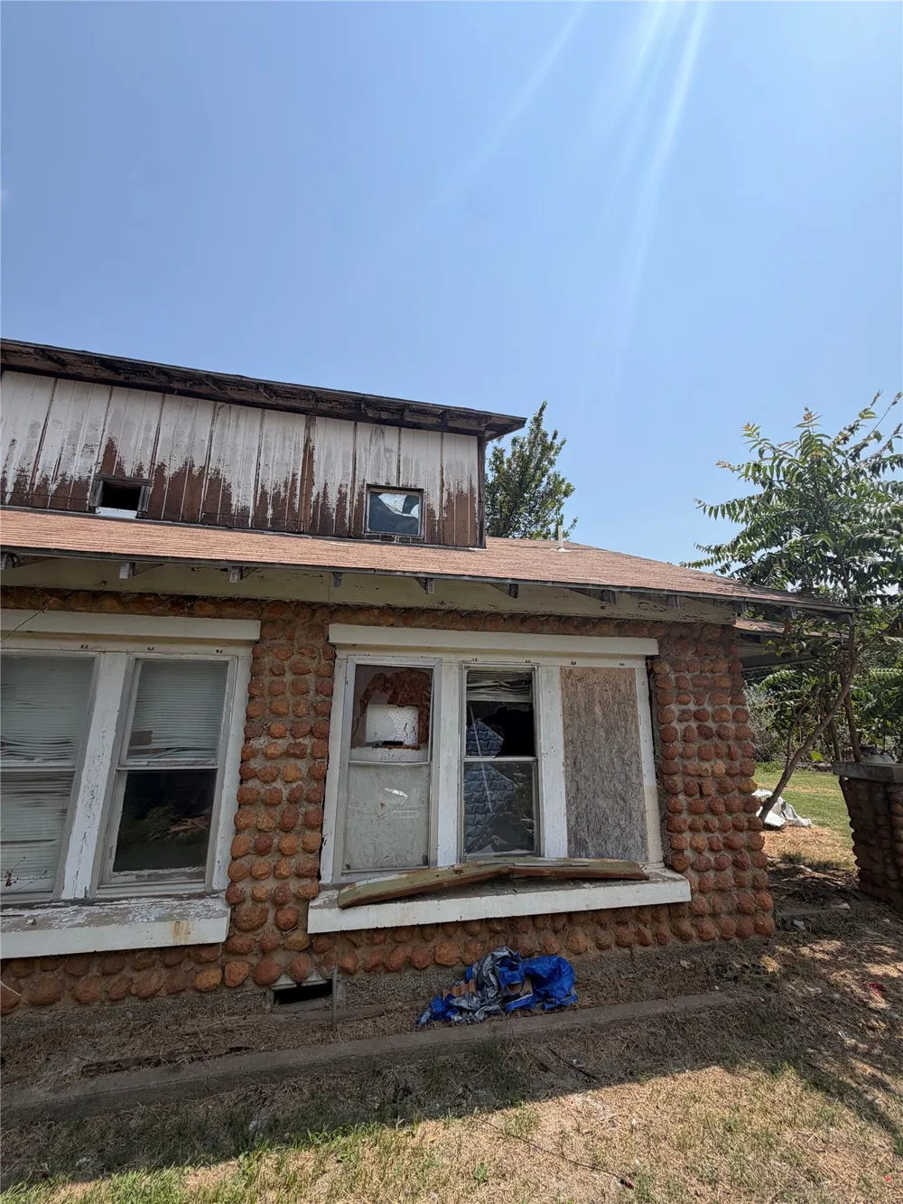 320 W 4th Street Hominy, OK 74035