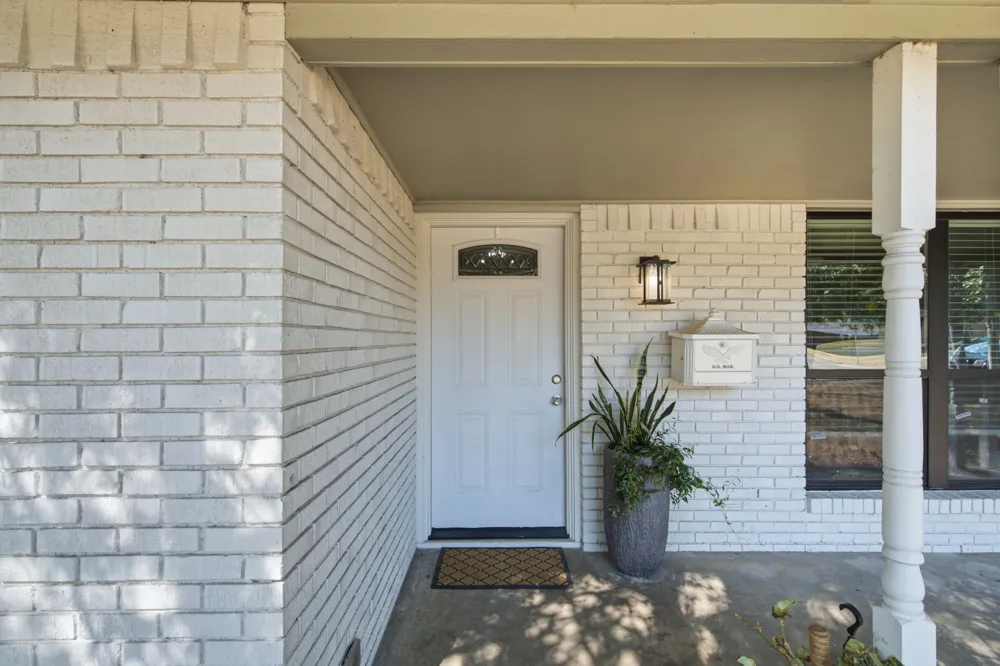 3423 Boulder Drive Dallas, TX 75233