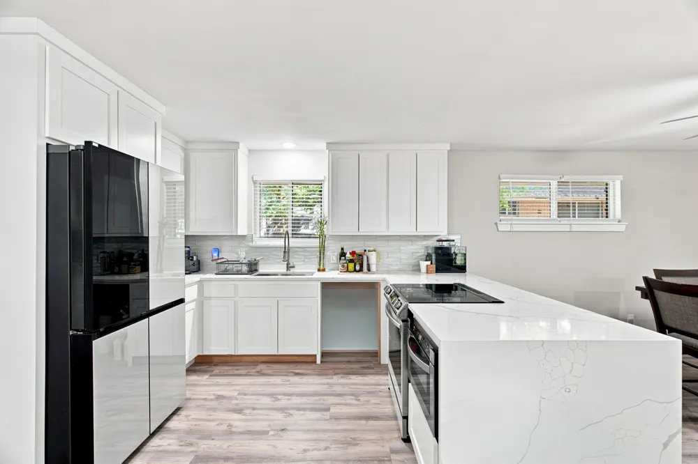3423 Boulder Drive Dallas, TX 75233