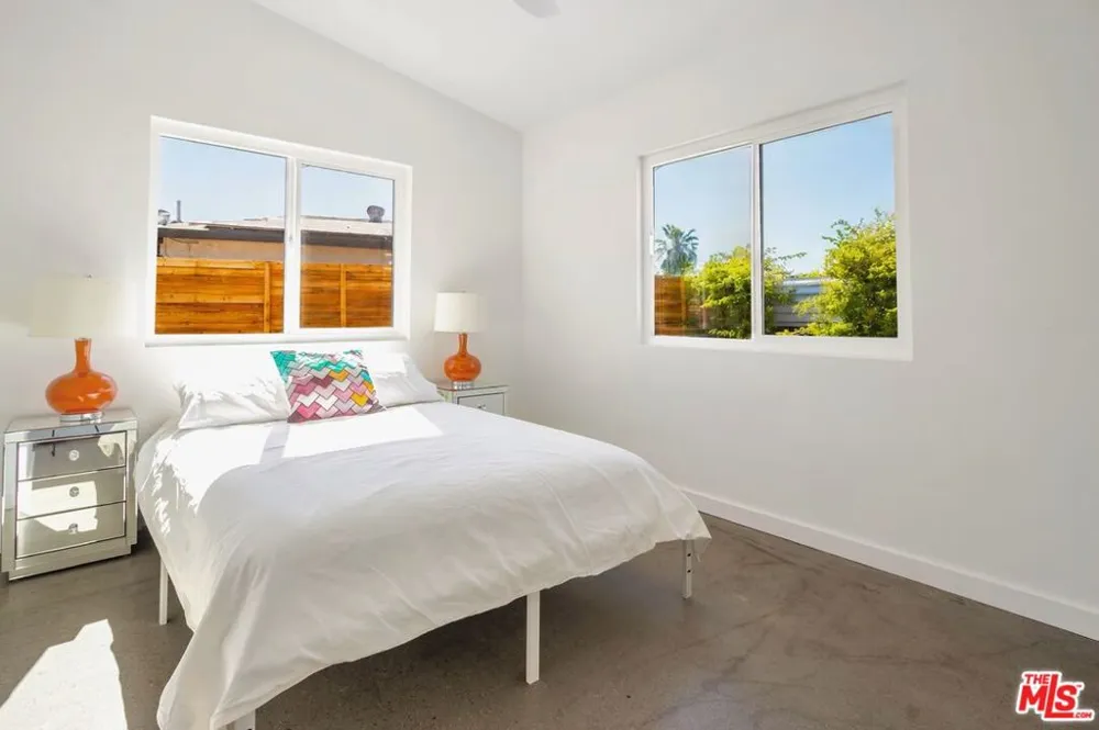 4325 E Calle De Carlos Palm Springs, CA 92264