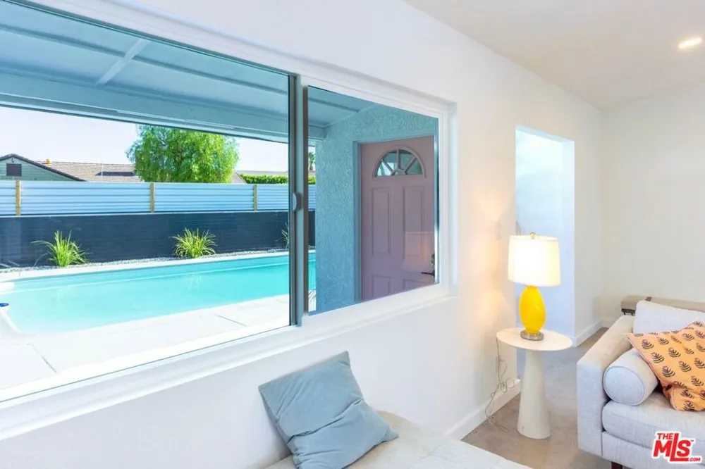 4325 E Calle De Carlos Palm Springs, CA 92264