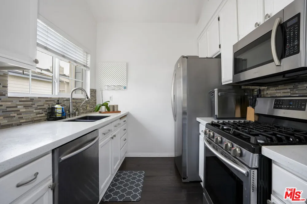 2003 Artesia Boulevard #105 Torrance, CA 90504