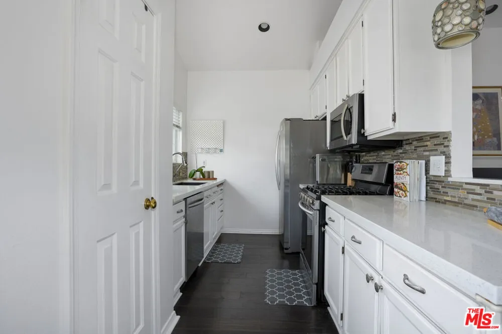 2003 Artesia Boulevard #105 Torrance, CA 90504