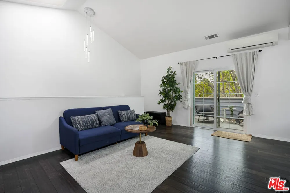 2003 Artesia Boulevard #105 Torrance, CA 90504
