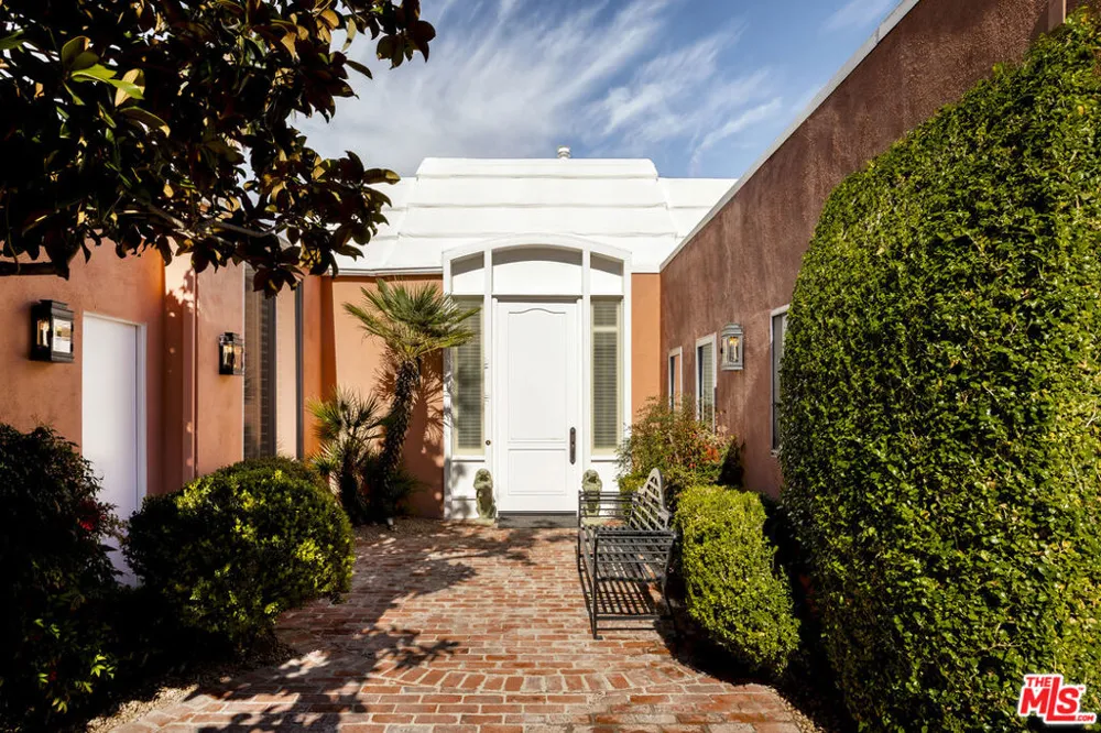 73576 Malabata Drive Palm Desert, CA 92260
