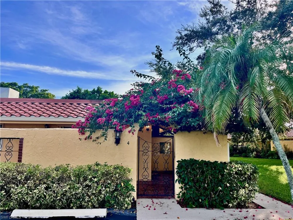 186 Harrison Road #H4 Naples, FL 34112