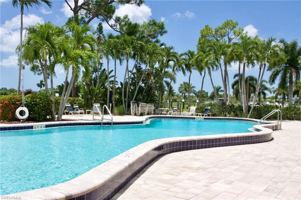 186 Harrison Road #H4 Naples, FL 34112