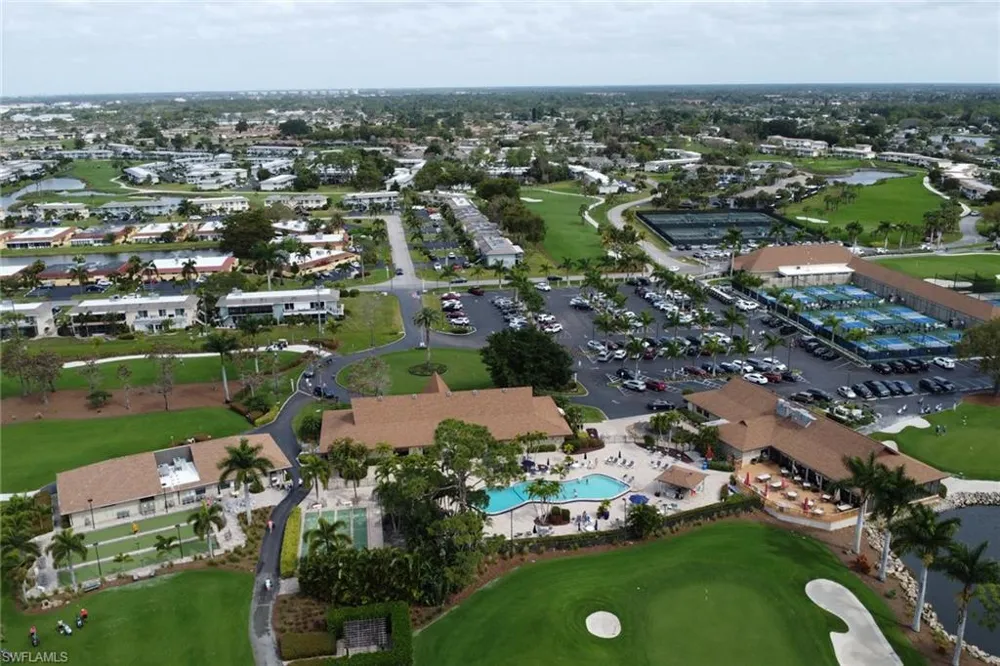 186 Harrison Road #H4 Naples, FL 34112