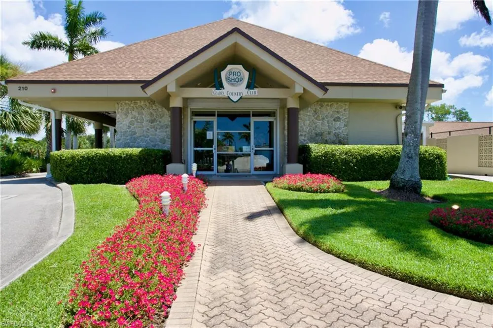 186 Harrison Road #H4 Naples, FL 34112
