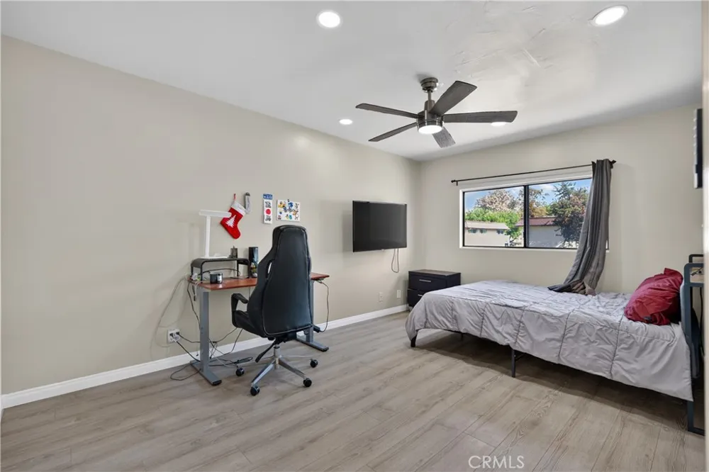 20963 E Covina #B Covina, CA 91724