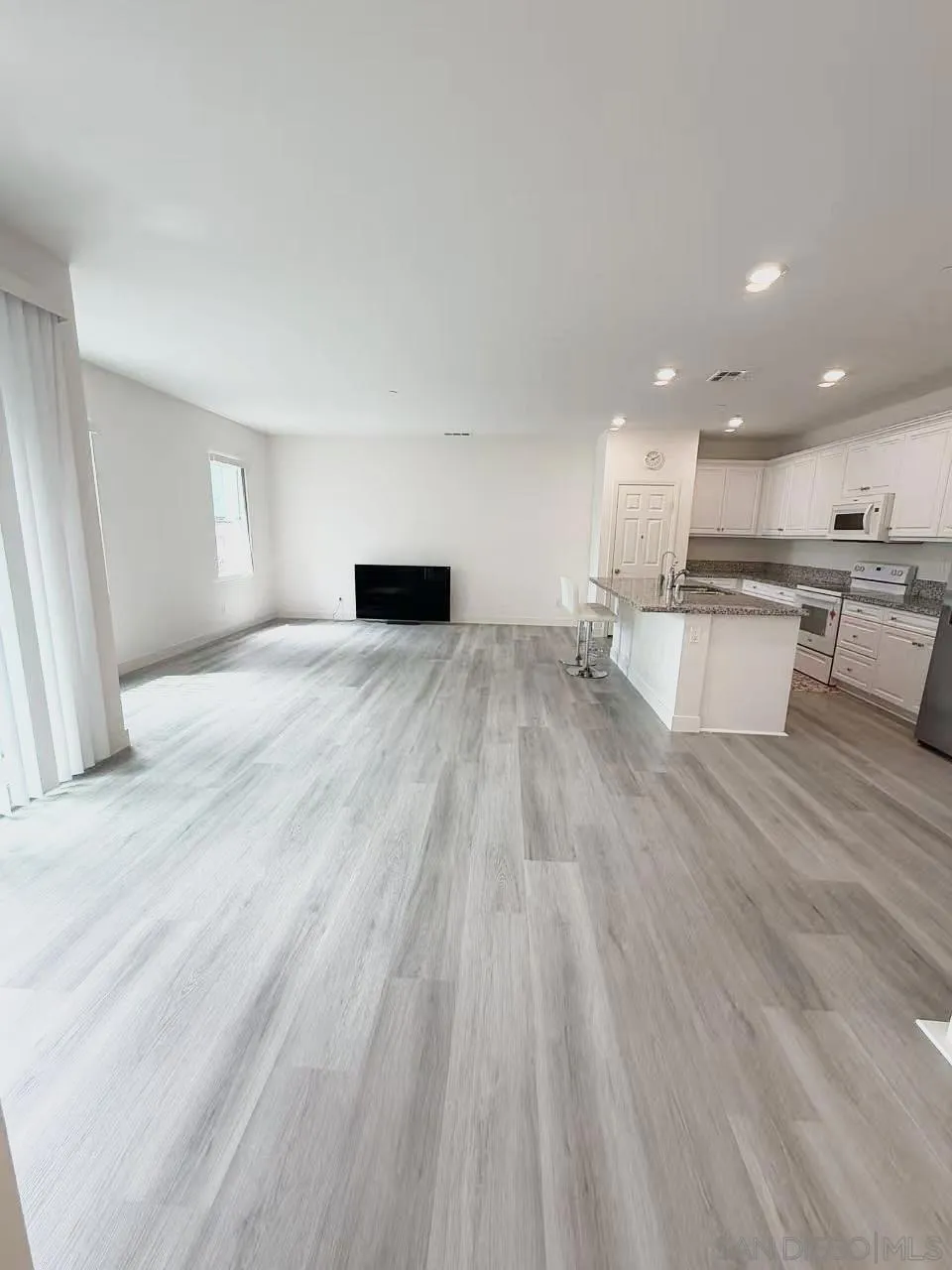 367 Fitzpatrick Road #101 San Marcos, CA 92069