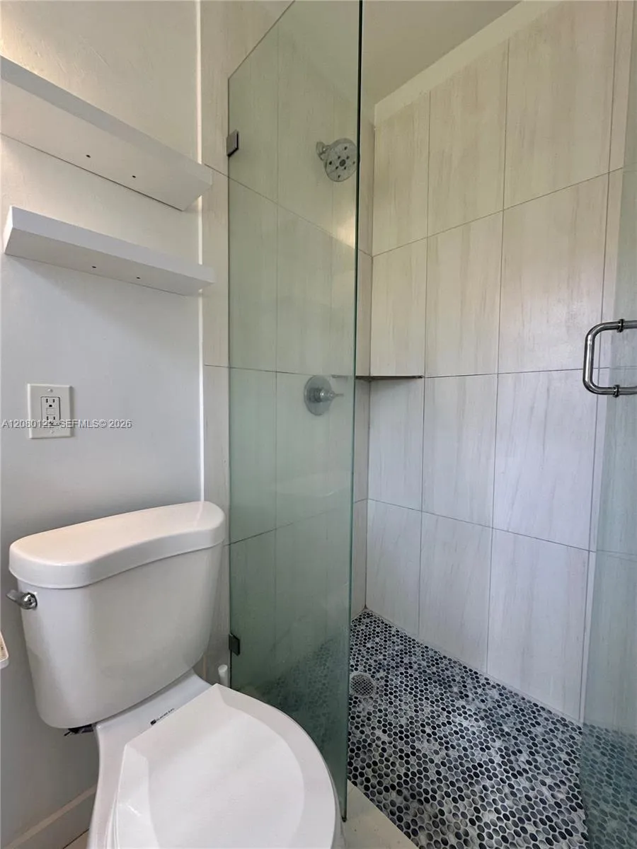 415 75th St #2A Miami Beach, FL 33141