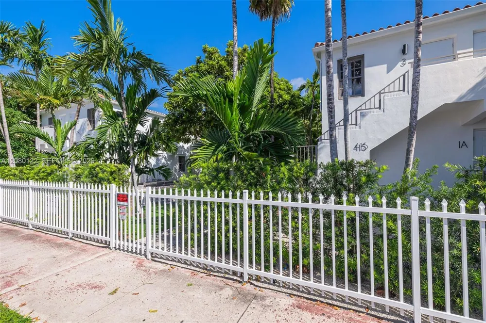415 75th St #2A Miami Beach, FL 33141