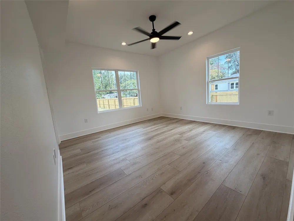 4027 Akard Avenue Shreveport, LA 71105