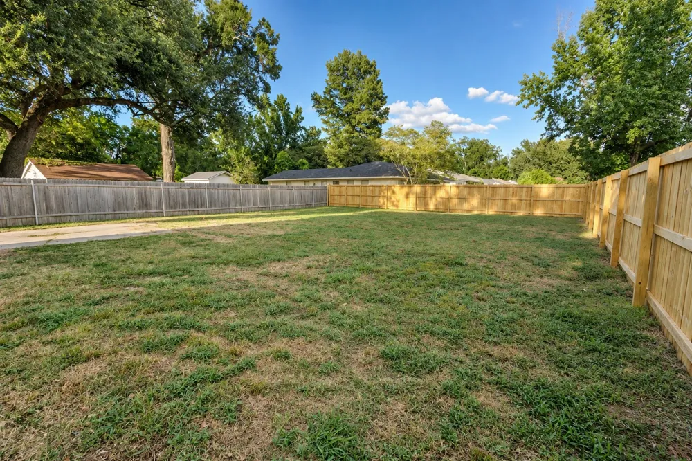 4027 Akard Avenue Shreveport, LA 71105