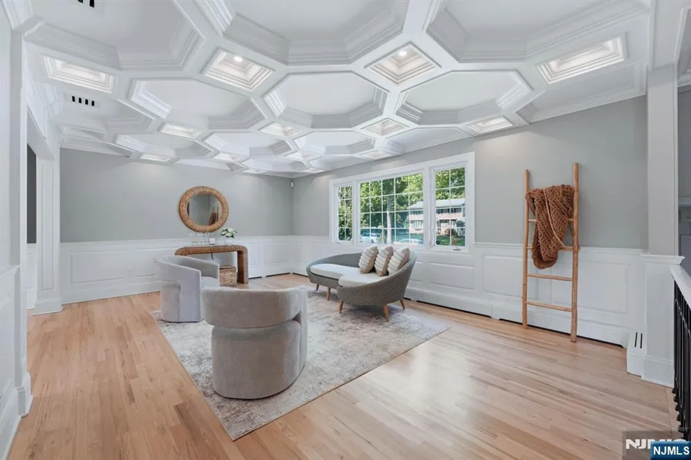 6 Dahl Drive Montville Township, NJ 07045
