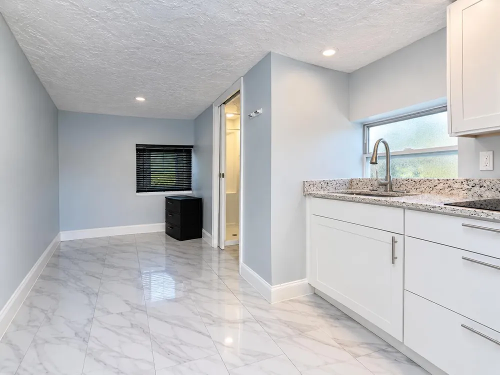 173 W 16TH STREET Riviera Beach, FL 33404