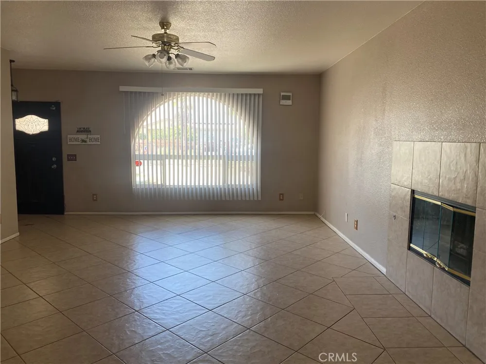 13700 El Cajon Desert Hot Springs, CA 92240