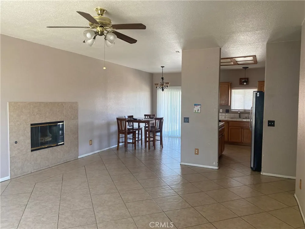 13700 El Cajon Desert Hot Springs, CA 92240