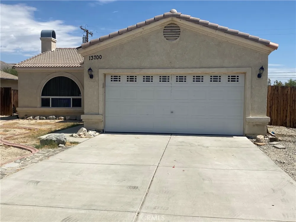 13700 El Cajon Desert Hot Springs, CA 92240