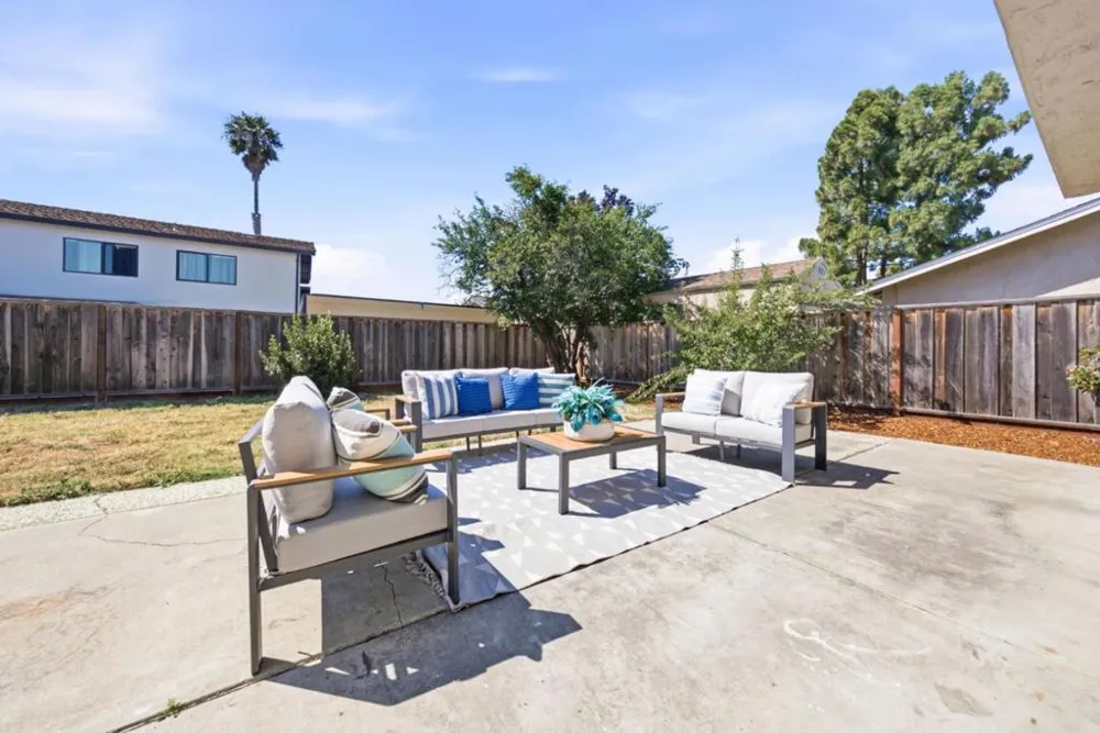 8183 Pebble Beach Avenue Newark, CA 94560