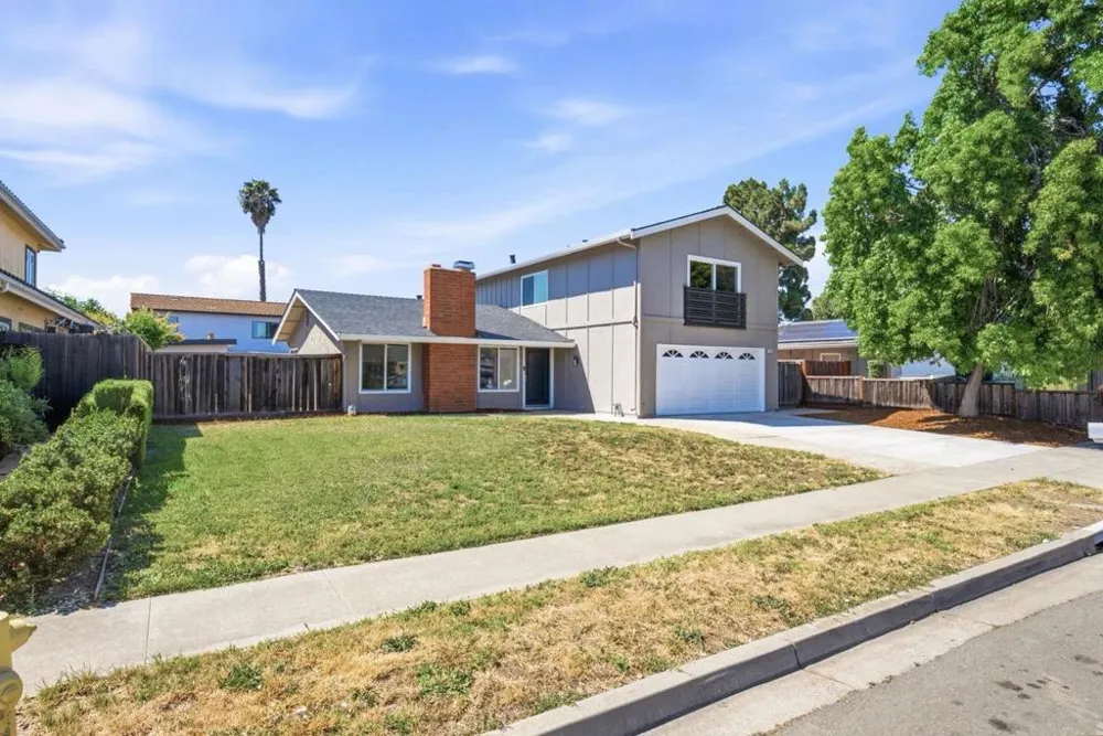 8183 Pebble Beach Avenue Newark, CA 94560