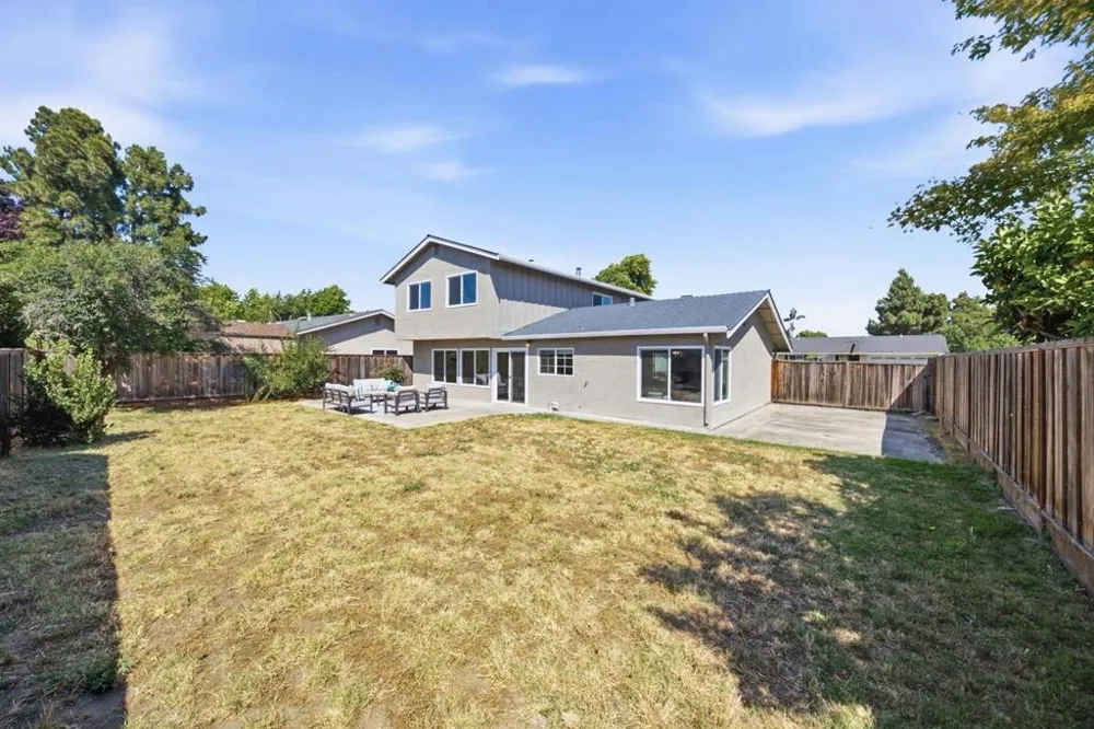 8183 Pebble Beach Avenue Newark, CA 94560