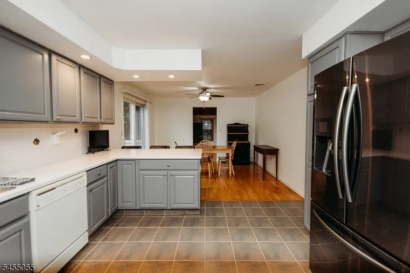 7 Twin Pond Rd Montague, NJ 07827