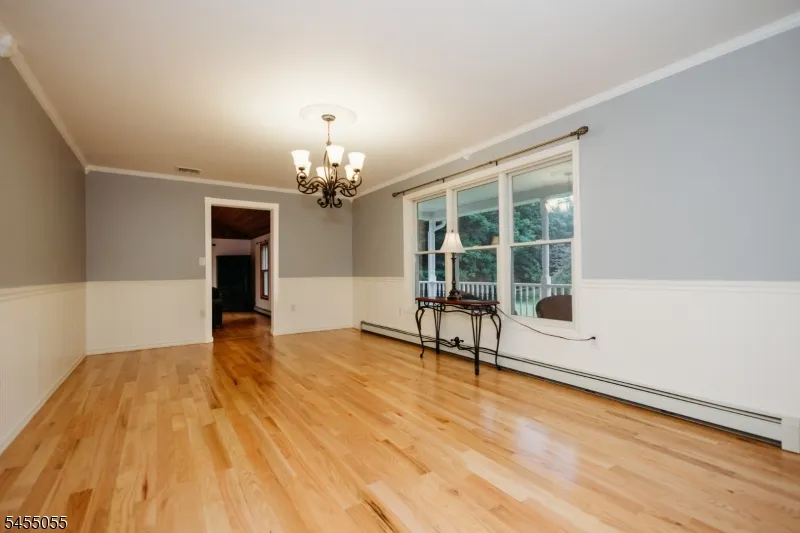 7 Twin Pond Rd Montague, NJ 07827