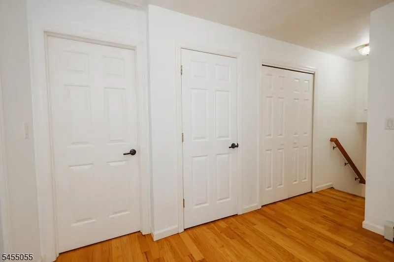 7 Twin Pond Rd Montague, NJ 07827