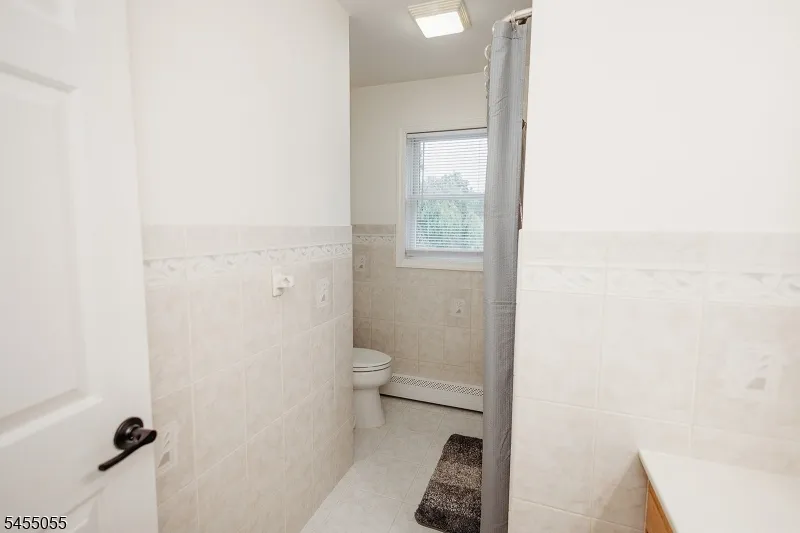 7 Twin Pond Rd Montague, NJ 07827