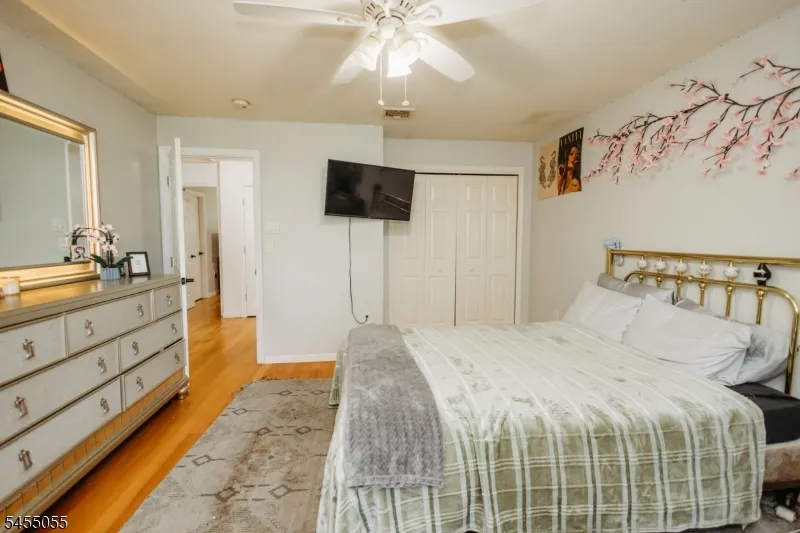 7 Twin Pond Rd Montague, NJ 07827