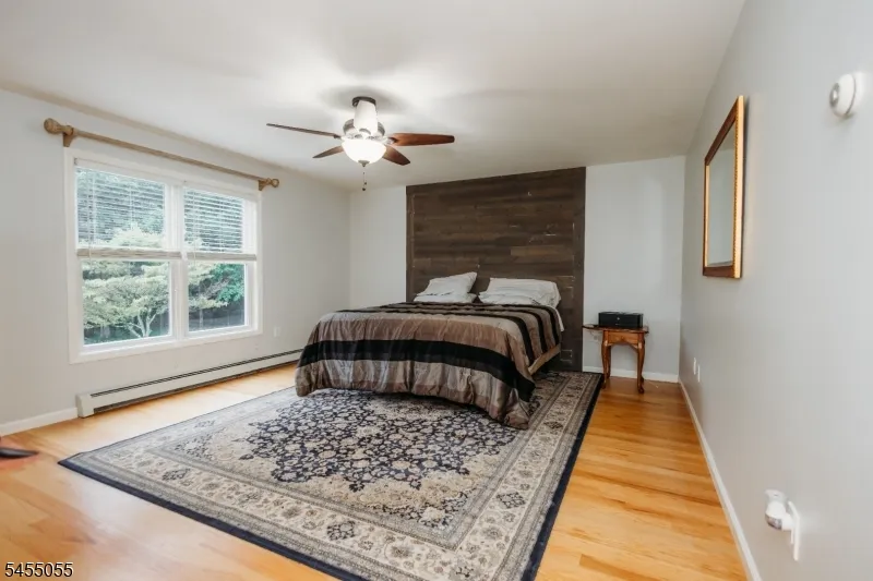 7 Twin Pond Rd Montague, NJ 07827