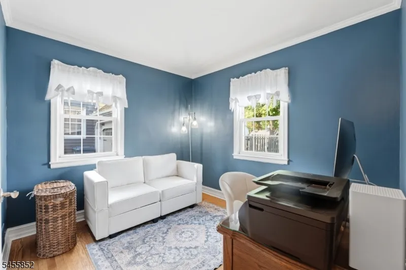 24 Sunset Dr Clark, NJ 07066