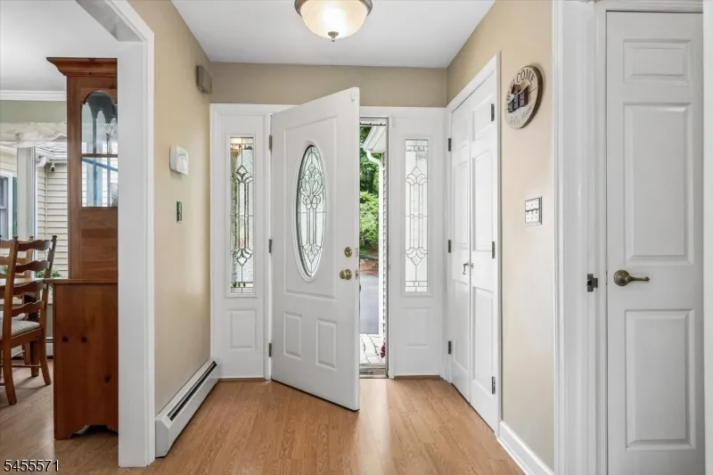117 South St Frelinghuysen, NJ 07821