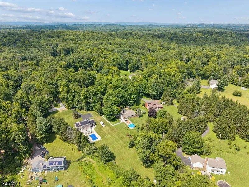 117 South St Frelinghuysen, NJ 07821