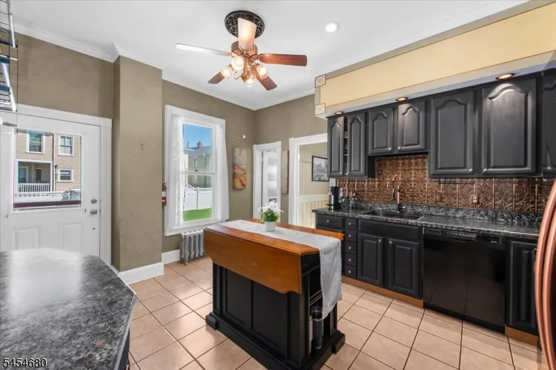 110 W Washington Ave Washington, NJ 07882