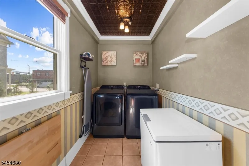 110 W Washington Ave Washington, NJ 07882