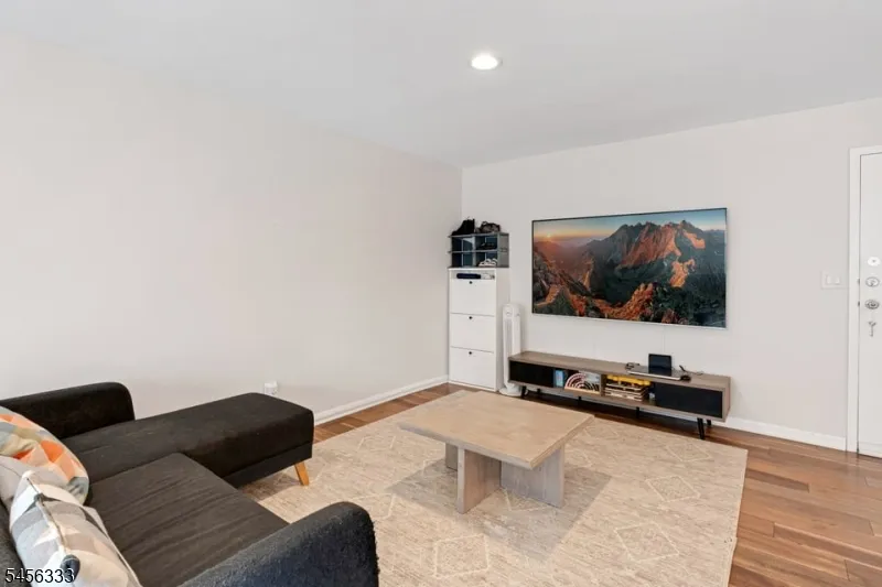 20 Jefferson St #A8 Unit A8 Hackensack City, NJ 07601